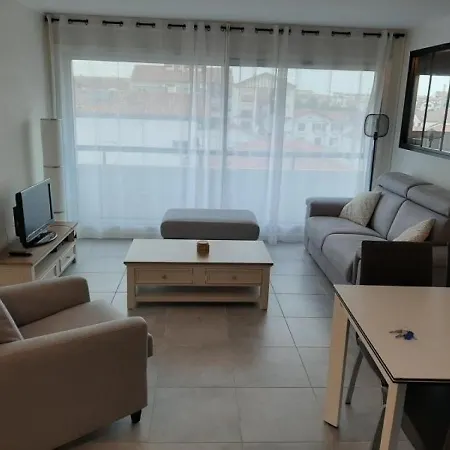 Appartement T3 Renove A 10 Min Du Centre-Ville Avec Balcon, Garage Et Wifi A Saint-Jean-De-Luz - Fr-1-239-584 Exterior photo