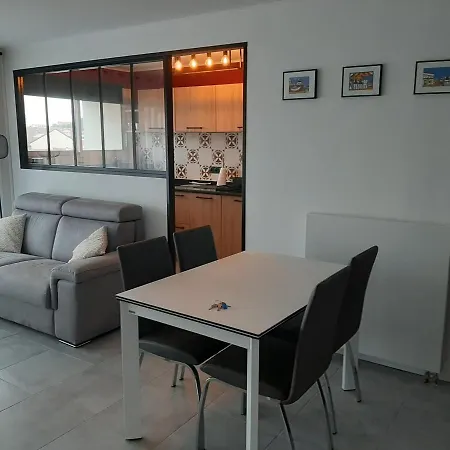Appartement T3 Renove A 10 Min Du Centre-Ville Avec Balcon, Garage Et Wifi A Saint-Jean-De-Luz - Fr-1-239-584 Exterior photo